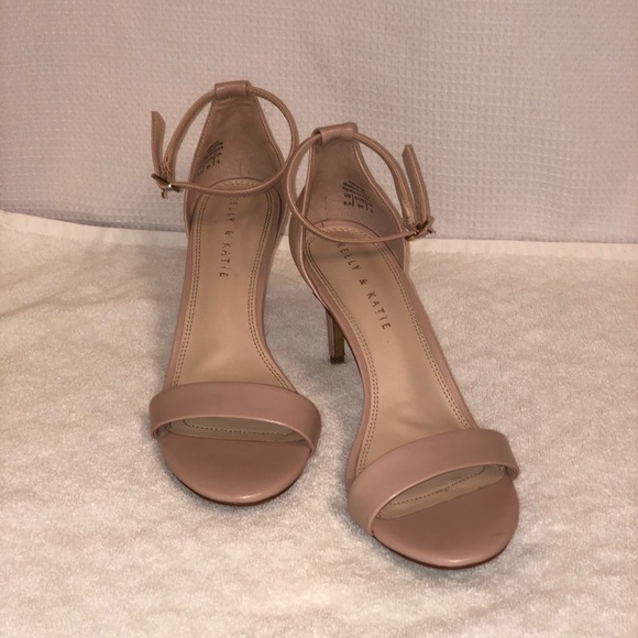 Kelly & Katie Light Pink Heels - Picture 2 of 3